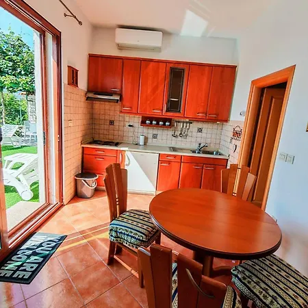 Casa vacanze Vrata Jadrana 1 *